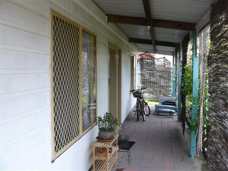 4 Cordelia Court, Urangan QLD 4655