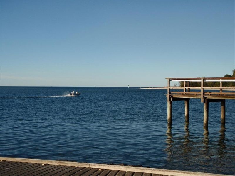 5 Beachside Court, Toogoom QLD 4655