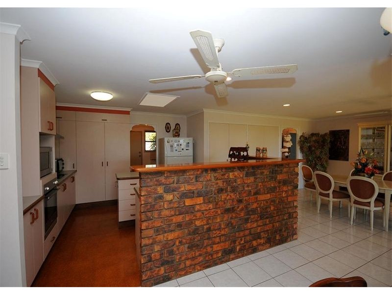 14 Balmoral Court, Urraween QLD 4655