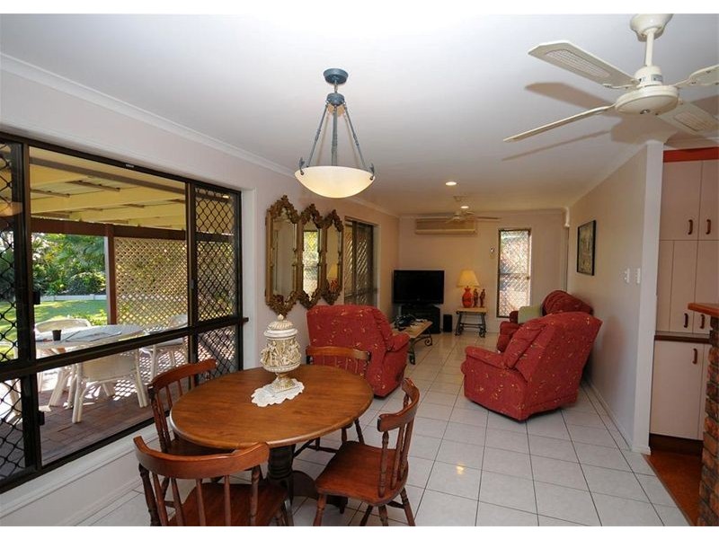 14 Balmoral Court, Urraween QLD 4655