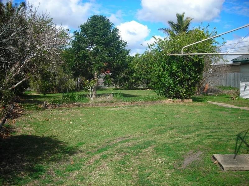 87 Esplanade, Point Vernon QLD 4655