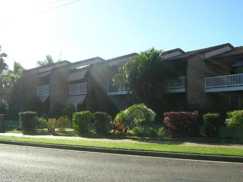 4/6 Beach Road, Pialba QLD 4655