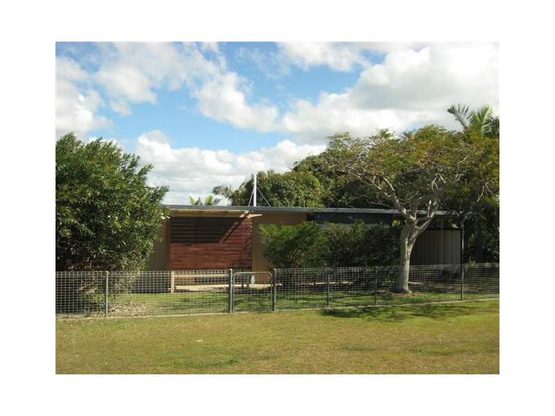 Point Vernon QLD 4655