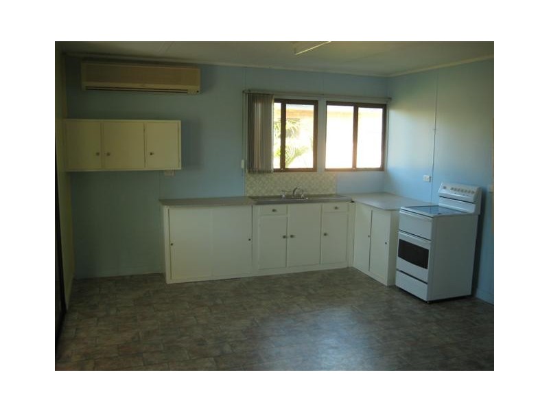 Point Vernon QLD 4655