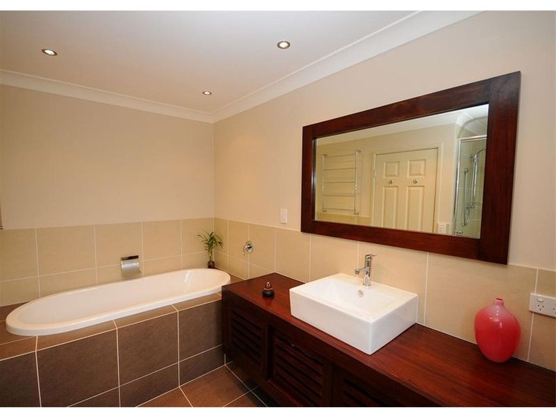 26 Johnston Boulevard, Urraween QLD 4655