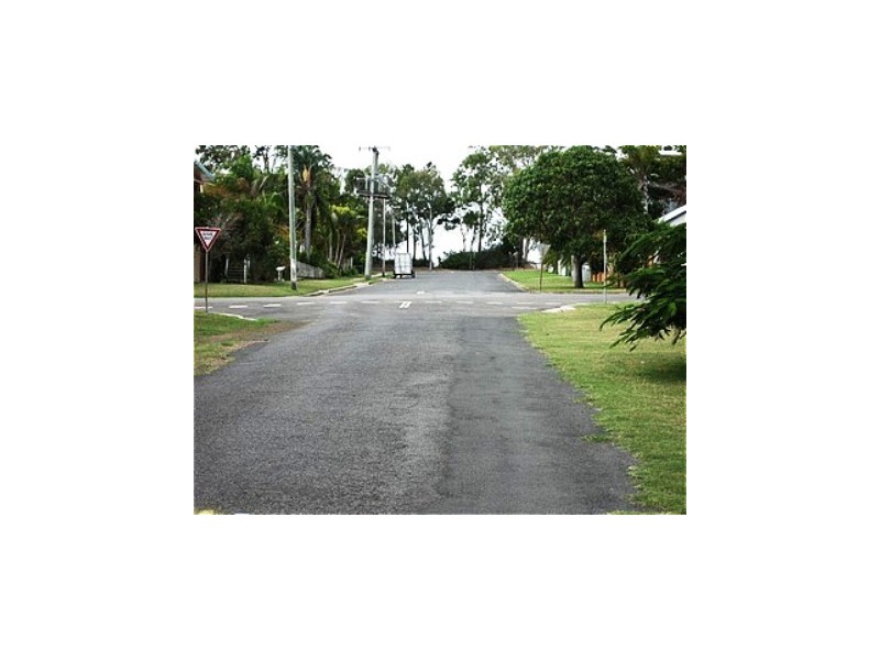 46 OCEAN Street, Torquay QLD 4655