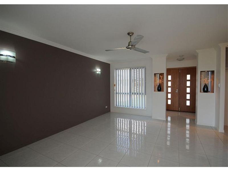 13 Parklink Avenue West, Wondunna QLD 4655