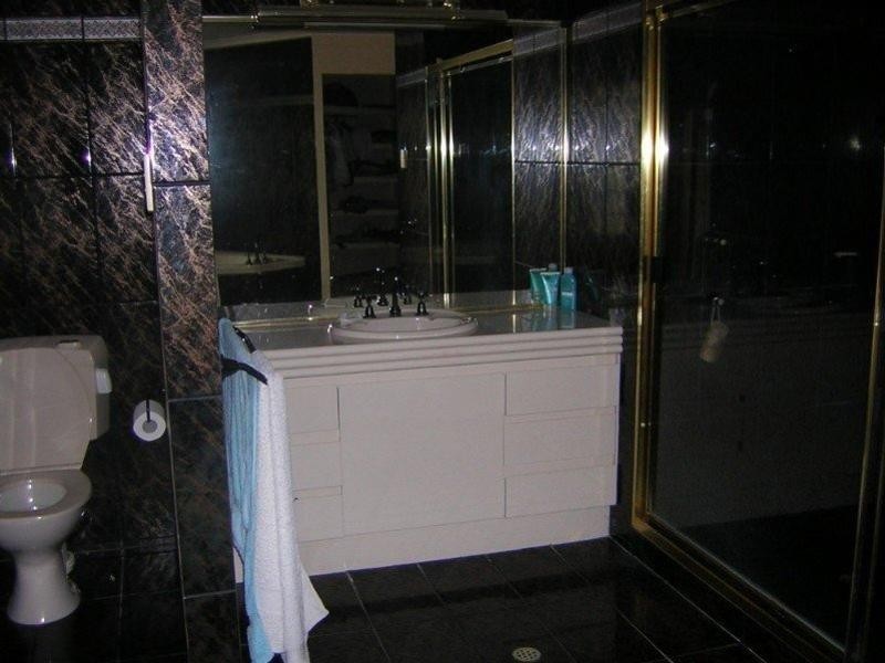 Point Vernon QLD 4655