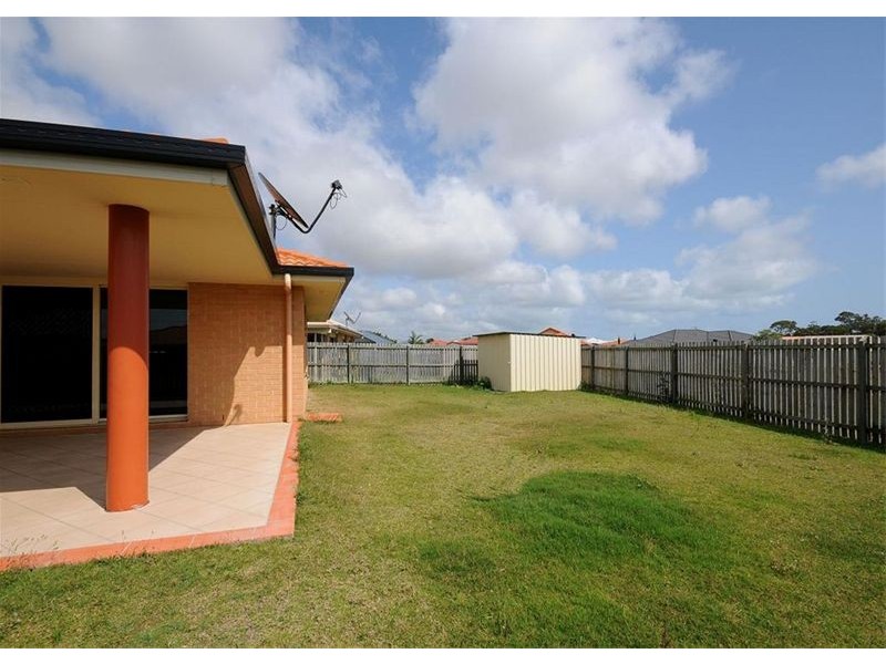 54 Heather Way, Urraween QLD 4655