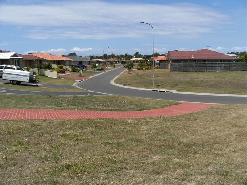 28 Anchorage Circuit, Point Vernon QLD 4655