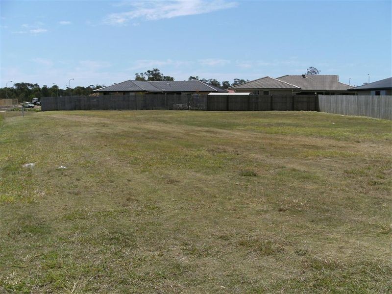 28 Anchorage Circuit, Point Vernon QLD 4655