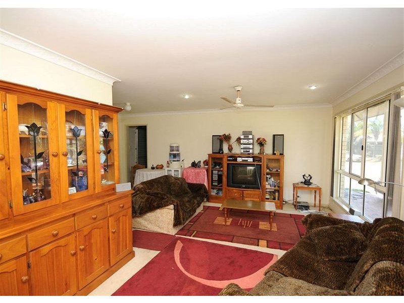 19 Thornbill Drive, Eli Waters QLD 4655