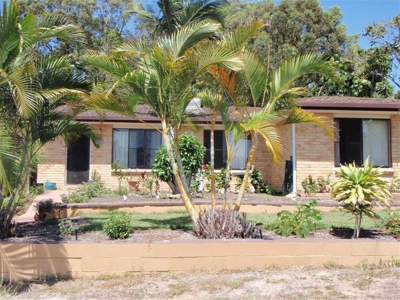 88 Lauren Street, Urangan QLD 4655