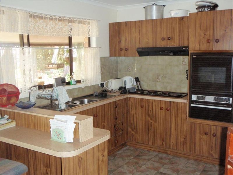 88 Lauren Street, Urangan QLD 4655