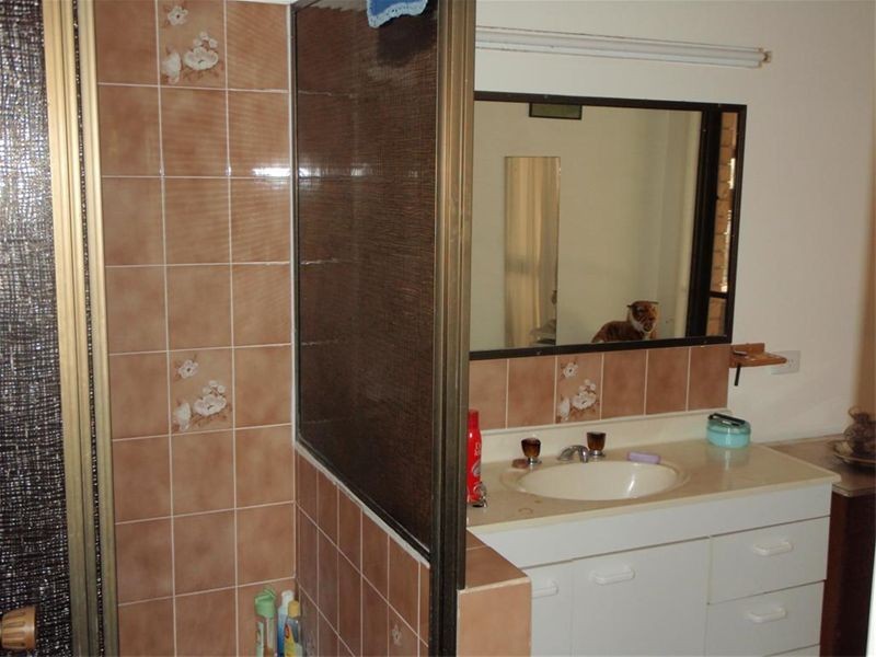 88 Lauren Street, Urangan QLD 4655