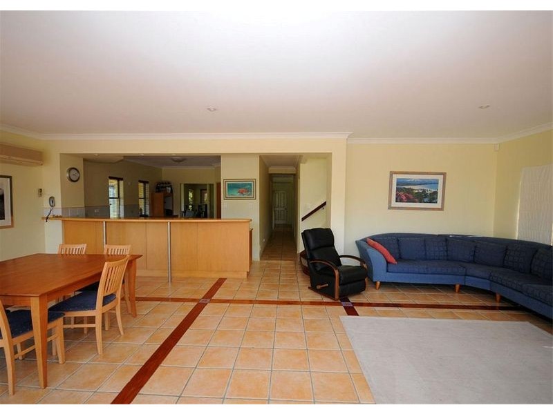 11 Ocean Park Drive, Dundowran Beach QLD 4655