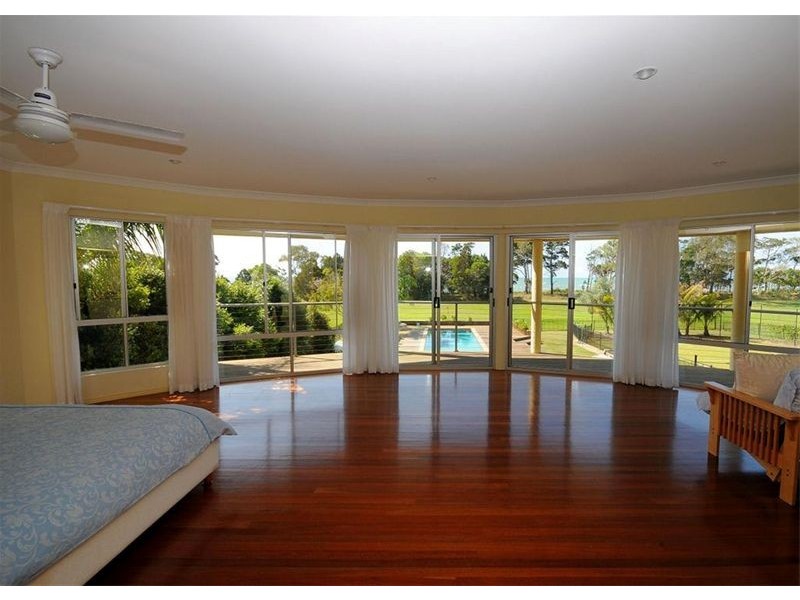 11 Ocean Park Drive, Dundowran Beach QLD 4655