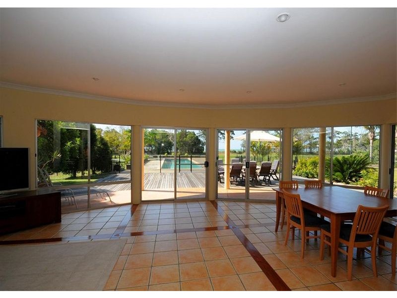 11 Ocean Park Drive, Dundowran Beach QLD 4655