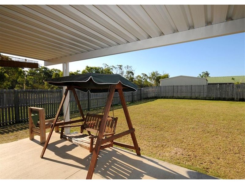 15 Wodalla Mews Drive, Point Vernon QLD 4655