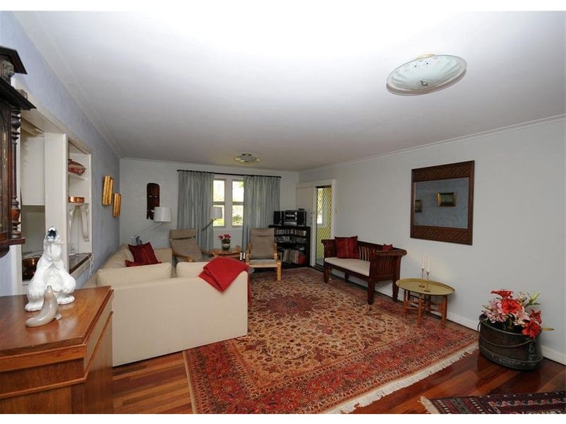 202 Long Street, Point Vernon QLD 4655