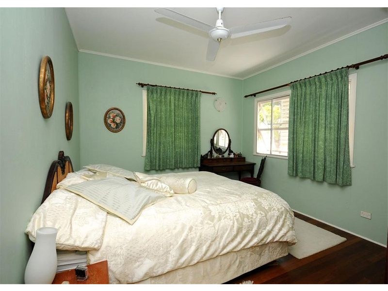 202 Long Street, Point Vernon QLD 4655