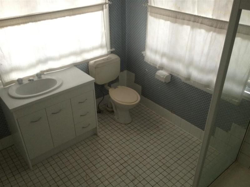 26 Mary Street, Scarness QLD 4655