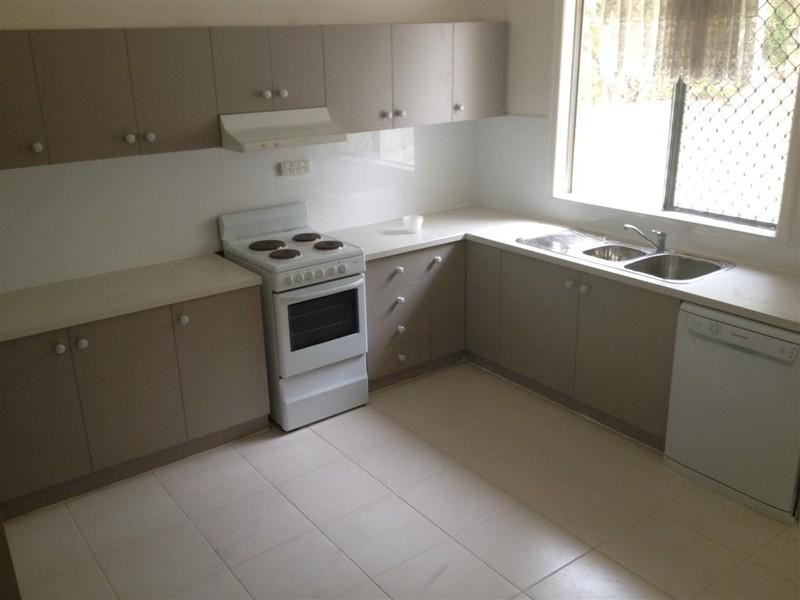 26 Mary Street, Scarness QLD 4655