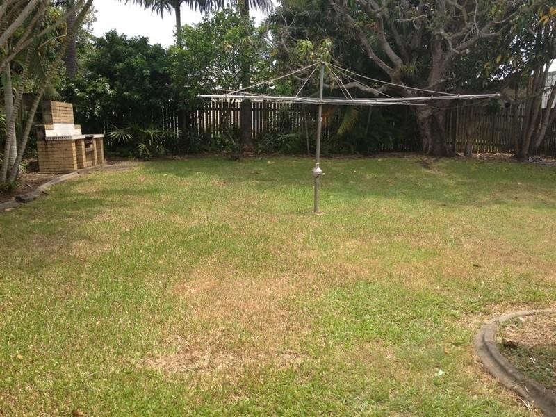 26 Mary Street, Scarness QLD 4655