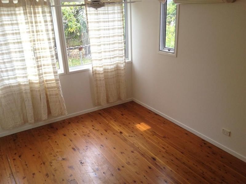 26 Mary Street, Scarness QLD 4655