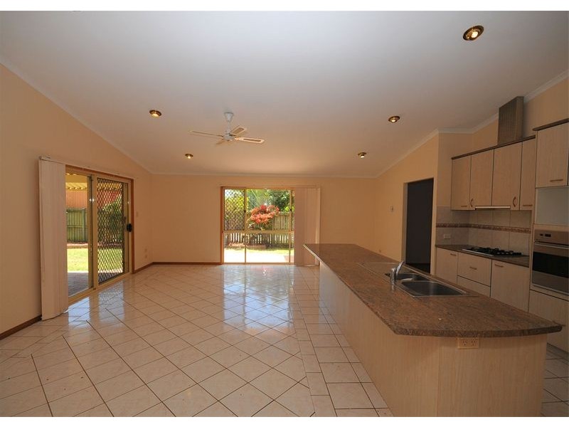 12 Boleyn Place, Torquay QLD 4655