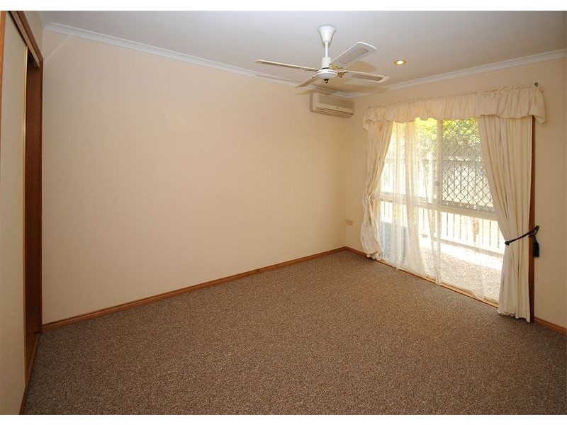 12 Boleyn Place, Torquay QLD 4655