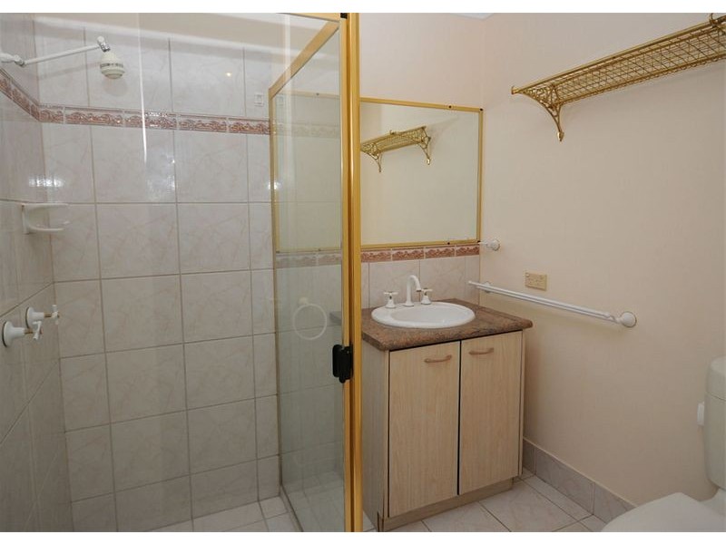 12 Boleyn Place, Torquay QLD 4655