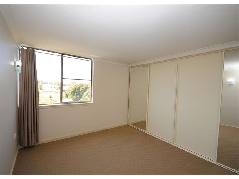 10/242 Esplanade, Pialba QLD 4655