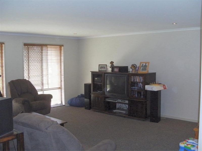 5 Rolys Road, Takura QLD 4655