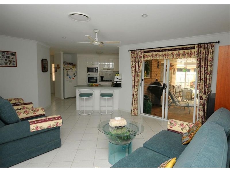 26 Jonwest Close, Torquay QLD 4655