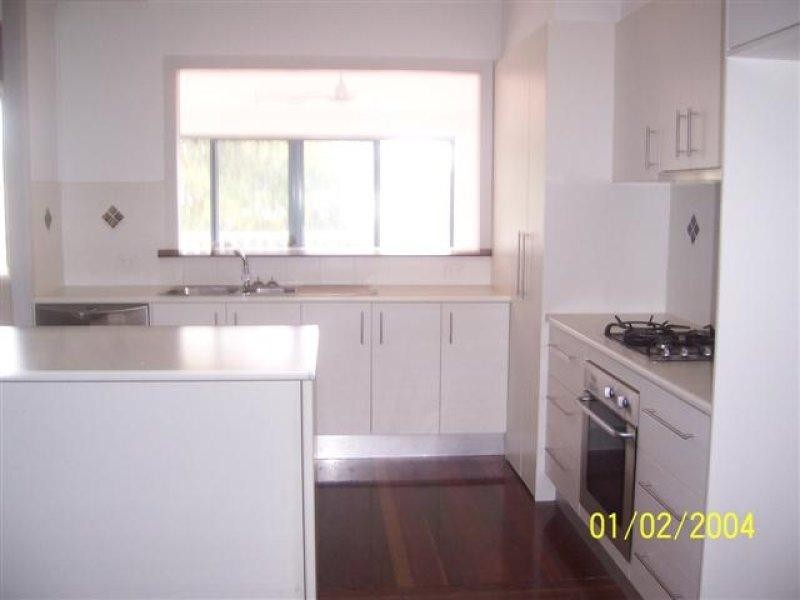 Urangan QLD 4655