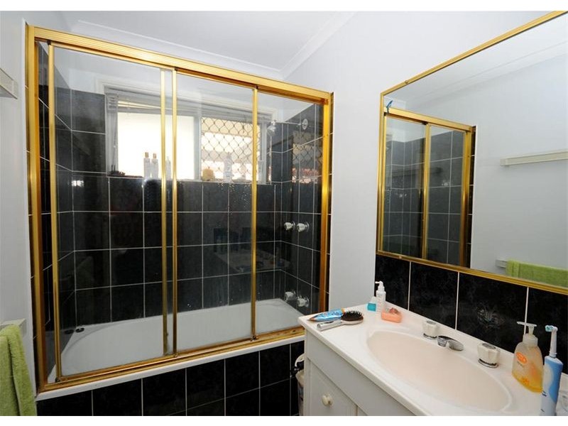 18 Mahogany Street, Kawungan QLD 4655