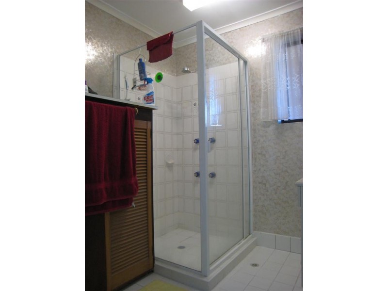 4/3 New Street, Urangan QLD 4655