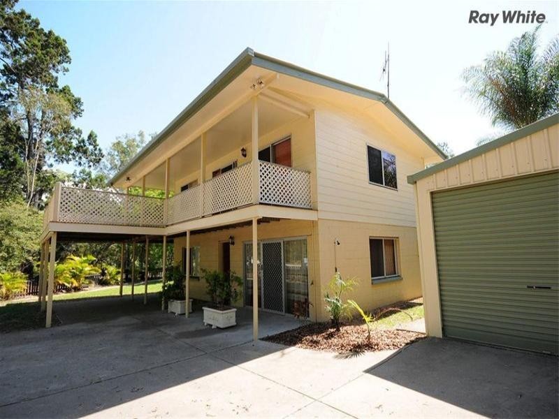 1 Kingfisher Parade, Toogoom QLD 4655