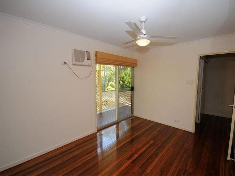 1 Kingfisher Parade, Toogoom QLD 4655