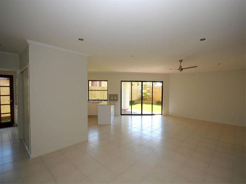 5 Bianca Court, Torquay QLD 4655