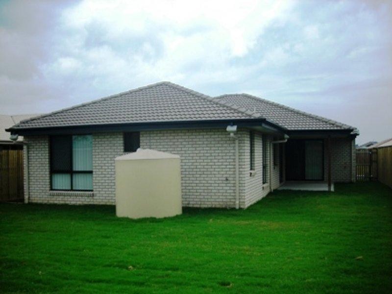 86 Endeavour Way, Eli Waters QLD 4655