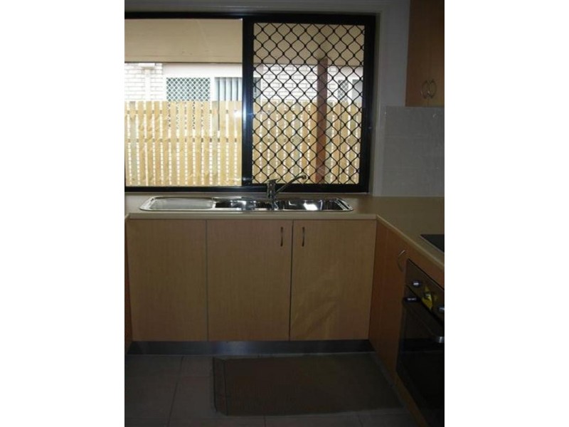 86 Endeavour Way, Eli Waters QLD 4655