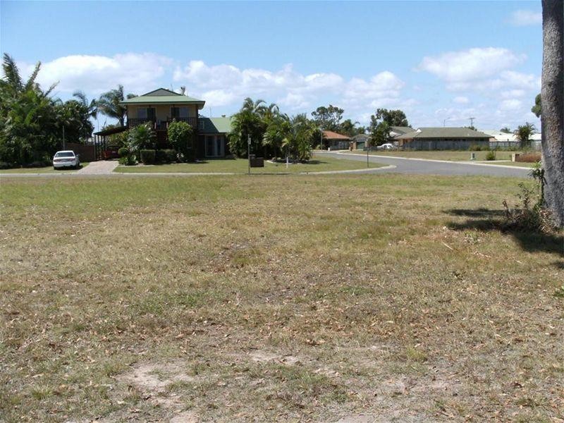 21 Merlin Drive, Urangan QLD 4655