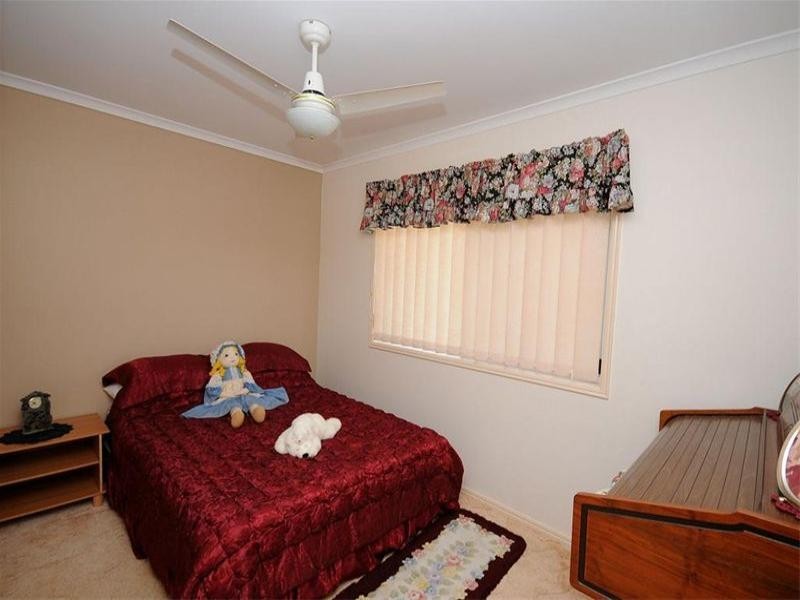 18 Kookaburra Drive, Eli Waters QLD 4655