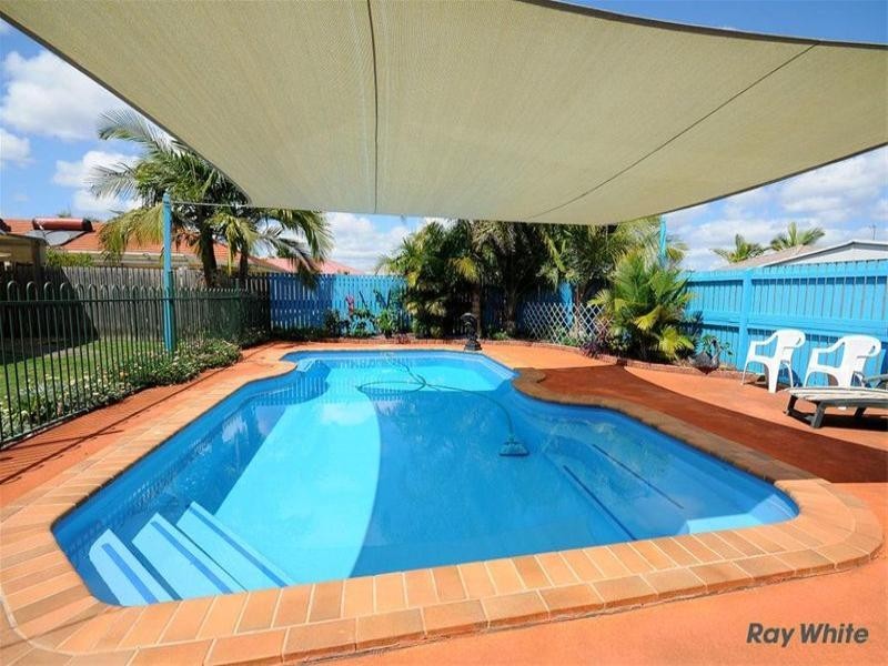 18 Kookaburra Drive, Eli Waters QLD 4655