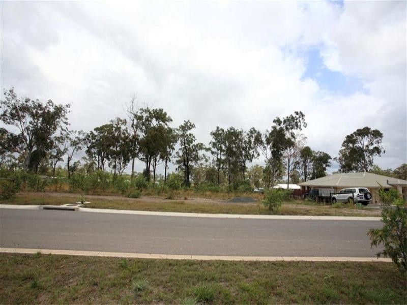 7 Southfork Circuit, Burrum Heads QLD 4659