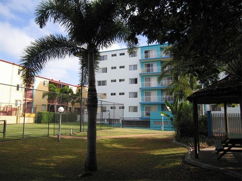 107/397 Esplanade, Torquay QLD 4655