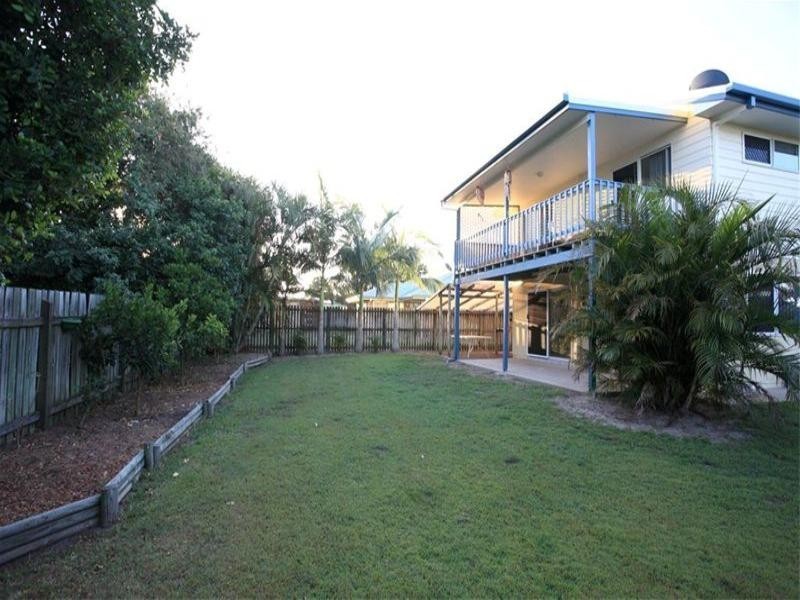 8 Koloi Street, Scarness QLD 4655