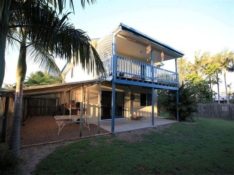 8 Koloi Street, Scarness QLD 4655